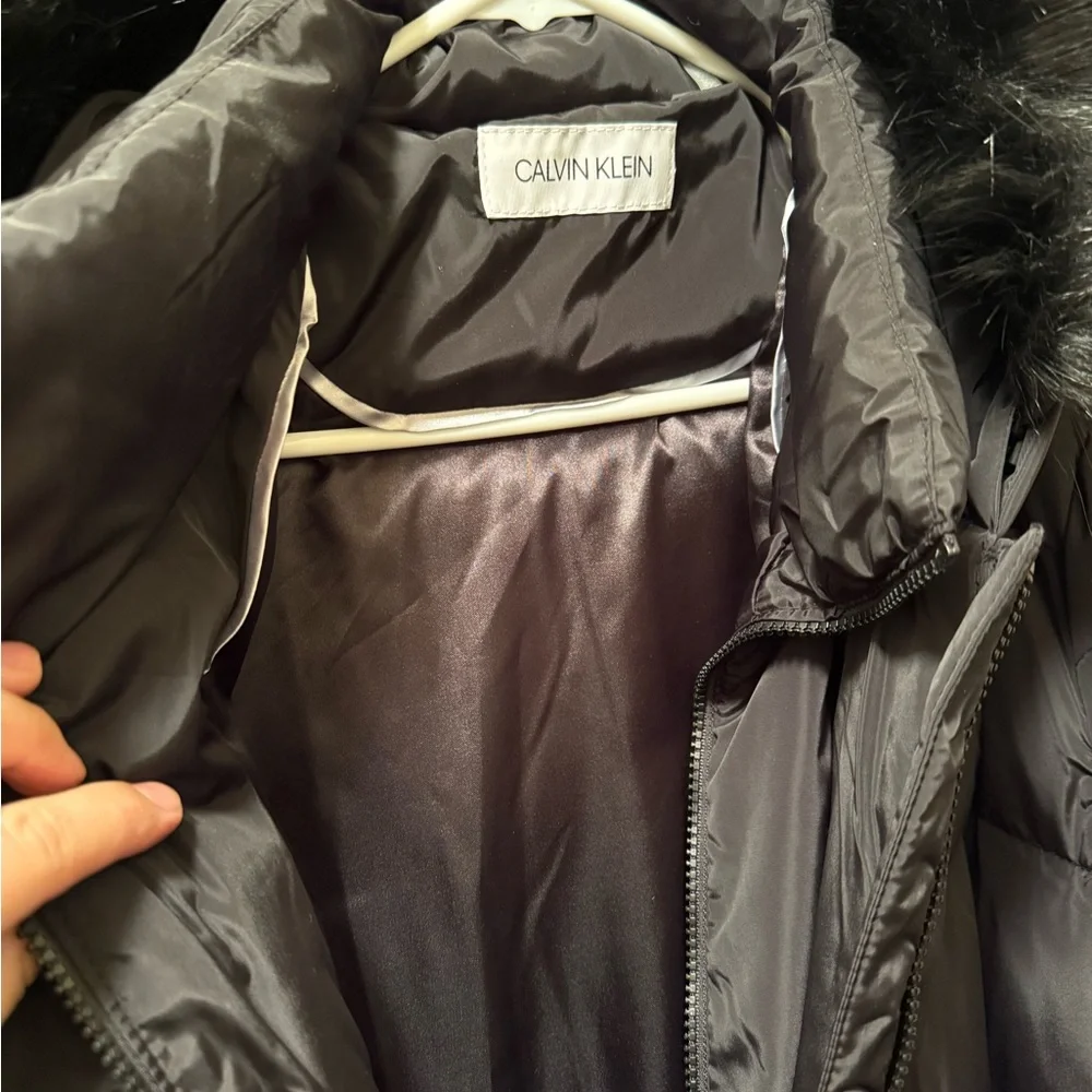 Calvin Klein Charcoal Puffer Jacket with Faux Fur - Picture 3 of 4